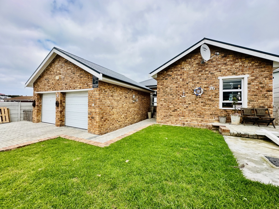 3 Bedroom Property for Sale in De Kelders Western Cape